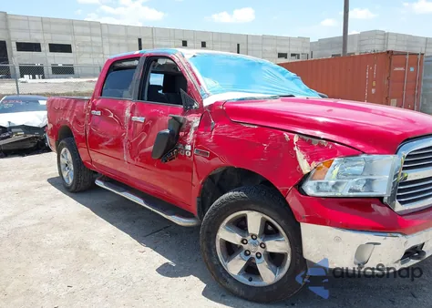 2015 Ram 1500 Lone Star из США, поврежденный, VIN 1C6RR7LM4FS718403